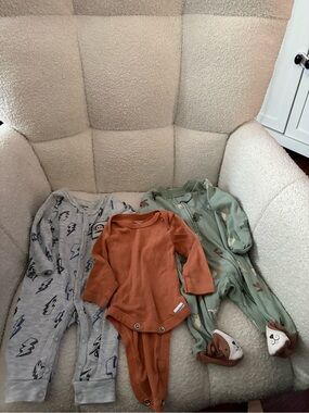 Gerber Rust Orange Long-Sleeve Baby Bodysuit